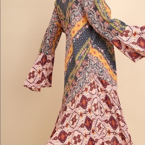 "Caravan" Mixed Print Bell Sleeve Long Line Kimono - Picture 4 of 7